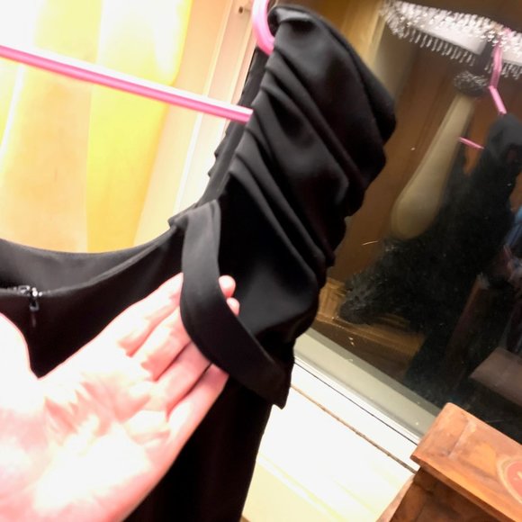 Dress, Under knee, Black, Size 6, Full lining, Sleeveness. Details. - Picture 4 of 10